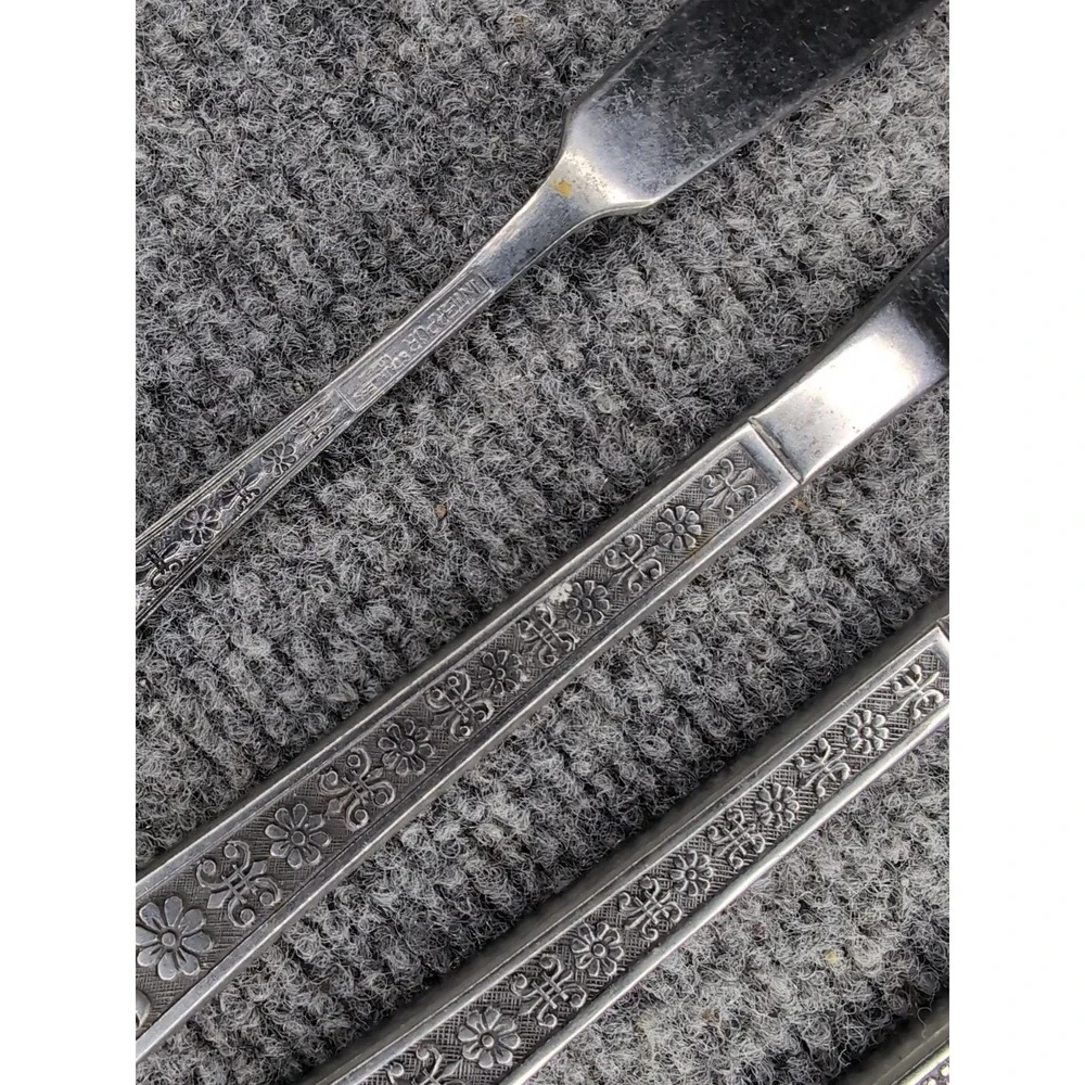 INTERPUR 6 Piece Stainless Steel Flatware FLORENZ Floral Fleur De Lis - Korea